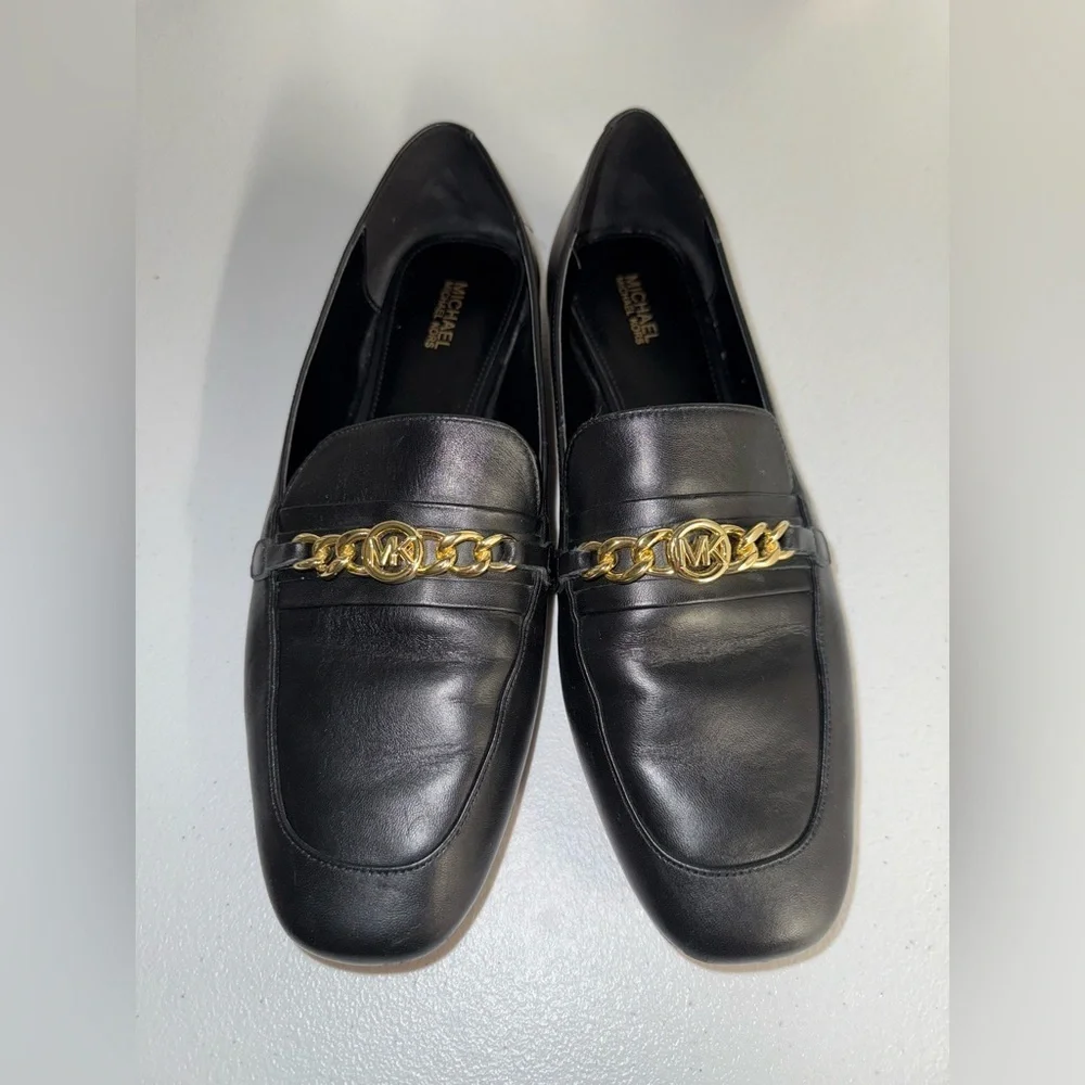 Michael Kors Black Leather Flats Loafers With Gold Tone Chain Women's Size 9.5